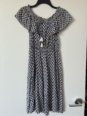 kate spade Black and White Geometric Off-Shoulder Mini Dress